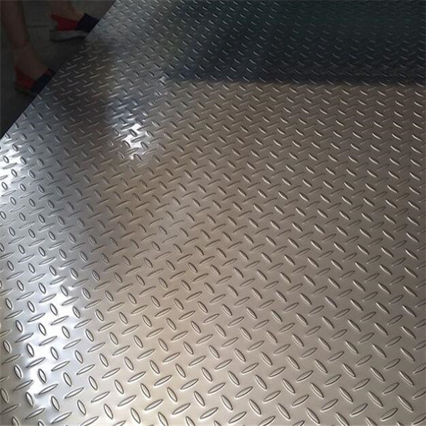 304不锈钢花纹板 压花板 菱形 扁豆型 T型花纹板